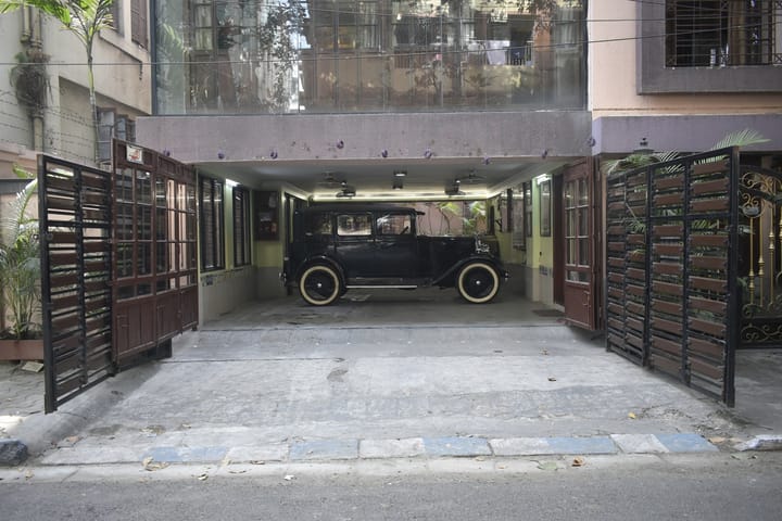 The Century of Aristocracy: The Erskine of Calcutta